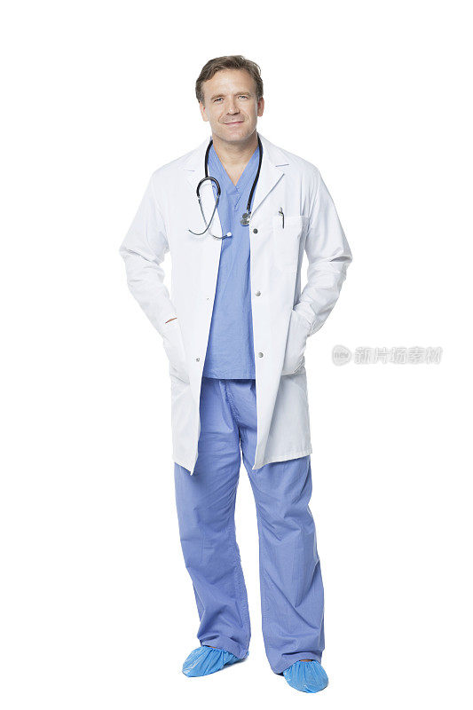 医生的肖像在实验室大衣和Scrubs -孤立